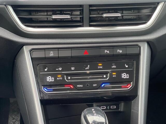 Volkswagen T-Roc 1.5TSI 150pk DSG Style | ACC | Lane-/ Side assist