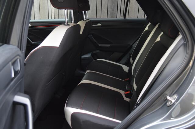 Volkswagen T-Roc 1.5 TSI Sport Led Navi Virtual Acc CarPlay Pdc