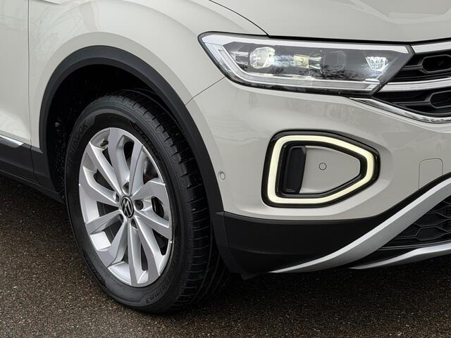 Volkswagen T-Roc 1.5 TSI 150pk DSG Style Carplay | Camera | Keyless | Elek. Achterklep | Rijklaar incl. garantie