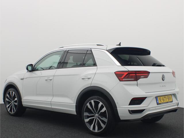 Volkswagen T-Roc 1.5 TSI Sport Business R-LINE AUTOMAAT / PANORAMADAK / SFEER / KEYLESS / STOELVERW / FULL LED / CAMERA / CARPLAY / NL-AUTO