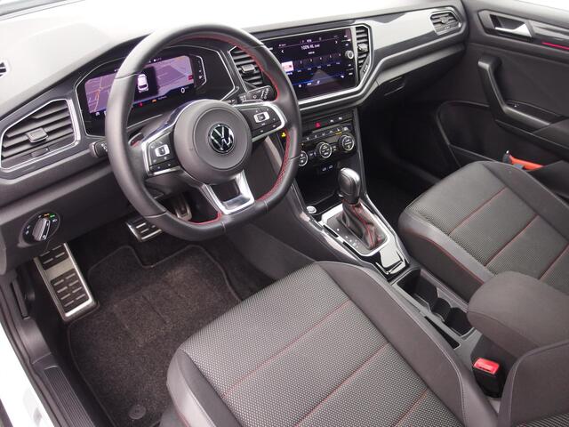 Volkswagen T-Roc 1.5 TSI Sport Business R-LINE AUTOMAAT / PANORAMADAK / SFEER / KEYLESS / STOELVERW / FULL LED / CAMERA / CARPLAY / NL-AUTO