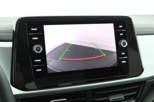 Volkswagen T-Roc 1.5 TSI 150pk DSG Life Edition Stoelverwarming Camera Keyless Led Navigatie