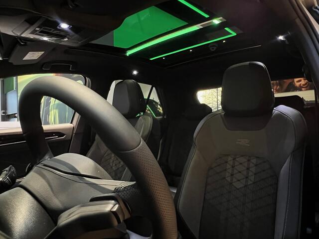 Volkswagen T-Roc 1.5 TSI 150pk DSG R-Line Edition / NIEUWE AUTO