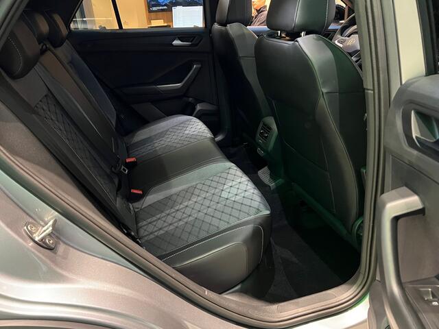 Volkswagen T-Roc 1.5 TSI 150pk DSG R-Line Edition / NIEUWE AUTO