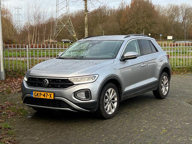 Volkswagen T-Roc 1.5 TSI 150pk DSG Life Edition App Connect
