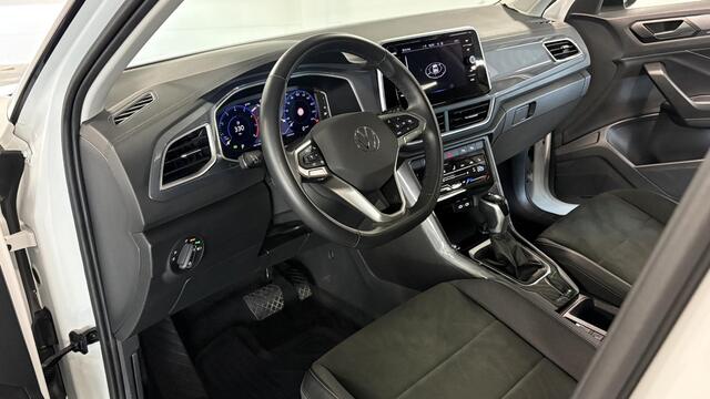 Volkswagen T-Roc 1.5 TSI Life Business | Pano dak | Key Less| Virtual cockpit