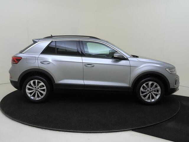 Volkswagen T-Roc Life Edition | 'App-Connect' draadloze smartphone integratie | 'App-Connect' draadloze smartphone integratie | Afstandscontrolesysteem (Front Assist)