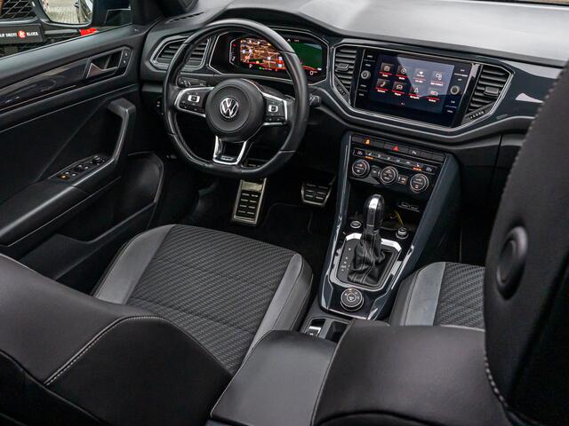Volkswagen T-Roc 2.0 TSI 4Motion R-Line PANO CAMERA BEATS TREKHAAK 19 INCH DODEHOEK VIRTUAL DASH