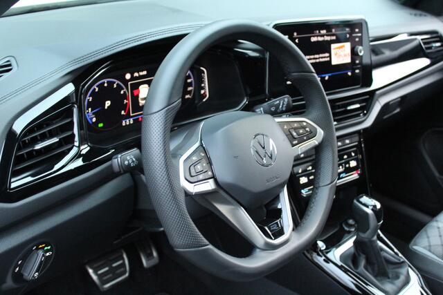 Volkswagen T-Roc 1.5 TSI R-Line Black Edition | Panoramadak | Fabrieksgarantie