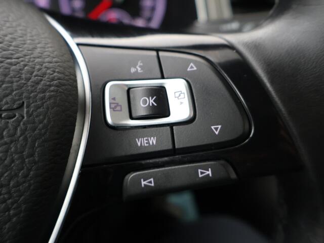 Volkswagen T-Roc 1.0 TSI Style | 110 PK | Navigatiesysteem | Adaptive cruise control | Apple Carplay/Android Auto |