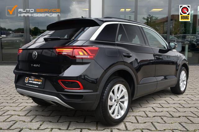 Volkswagen T-Roc 1.5 TSI Life | ACC | Camera | Keyless |
