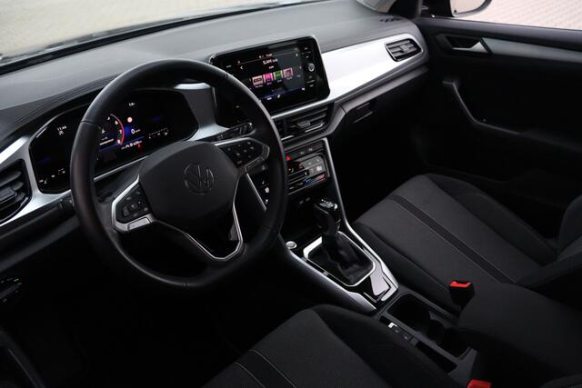 Volkswagen T-Roc 1.5 TSI Life | ACC | Camera | Keyless |