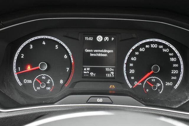 Volkswagen T-Roc 1.5 TSI Sport LEER, PANO, ACC SLÉCHTS 45DKM!