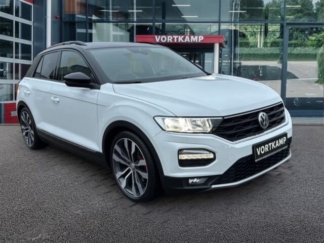 Volkswagen T-Roc 1.5 TSI SPORT PANO/CAMERA/ACC/STOELVERW./NAVI