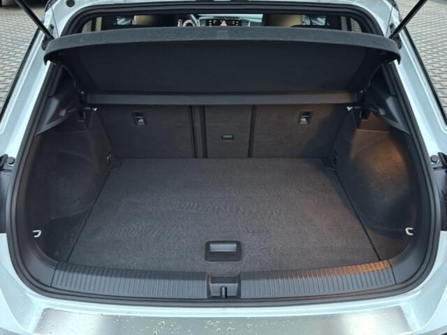 Volkswagen T-Roc 1.5 TSI SPORT PANO/CAMERA/ACC/STOELVERW./NAVI