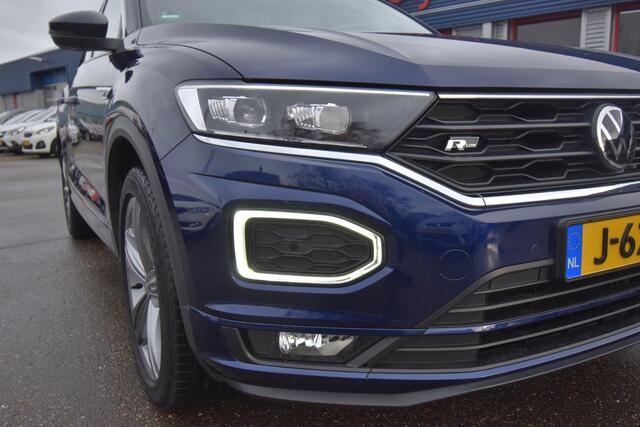 Volkswagen T-Roc 1.5 TSI Sport Business R , A UITRIJ CAM , LMV18 , PANO DAK , LED KOPL , CLIMATR ,