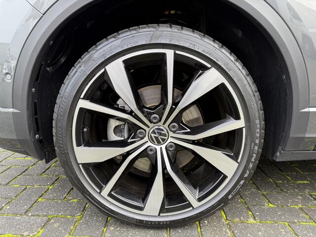 Volkswagen T-Roc 1.5 TSI R-Line EINDEJAARSAANBIEDING blackstyle Carplay Camera Au