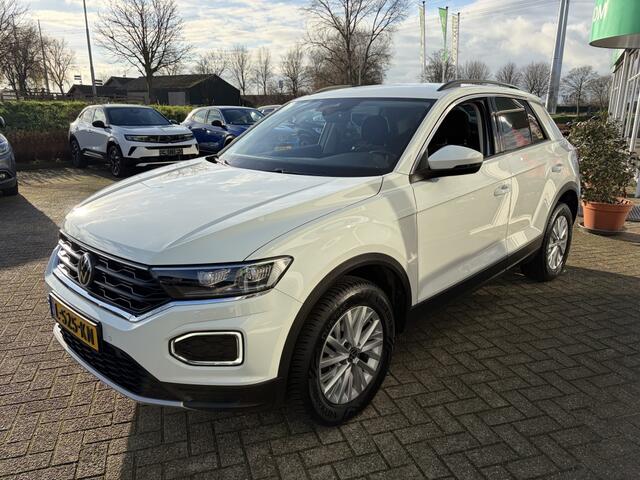 Volkswagen T-Roc 1.0 TSI Style, Carplay, Camera, Led Koplampen