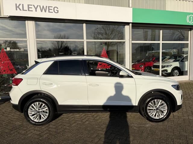 Volkswagen T-Roc 1.0 TSI Style, Carplay, Camera, Led Koplampen
