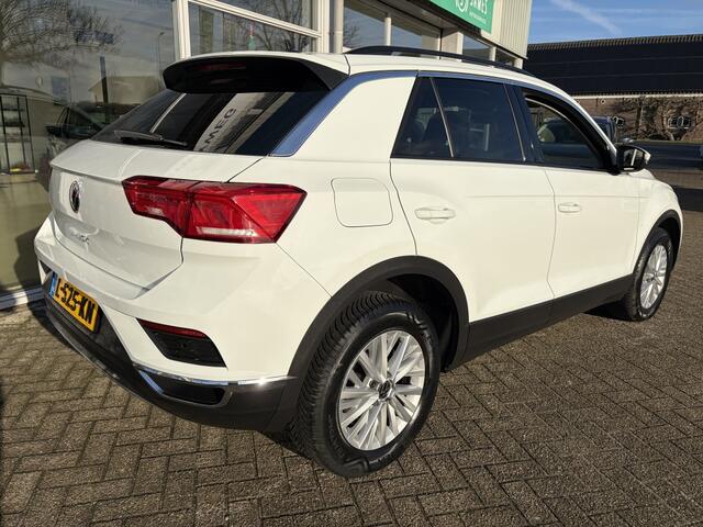Volkswagen T-Roc 1.0 TSI Style, Carplay, Camera, Led Koplampen