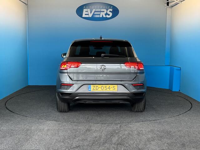 Volkswagen T-Roc 1.5 TSI Sport AUTOMAAT, 18' LM velgen