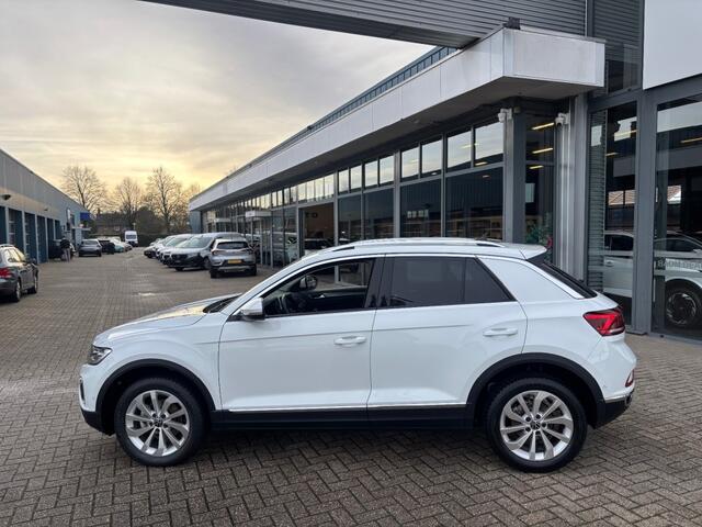 Volkswagen T-Roc 1.0 TSI LIFE EDITION AIRCO LMV PDC CARPLAY STOELVW ALCANTARA