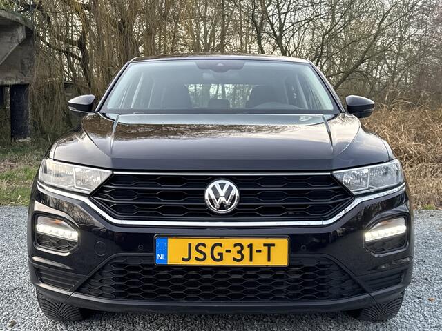 Volkswagen T-Roc TSI 150PK DSG STYLE CARPLAY/ACC/PDC