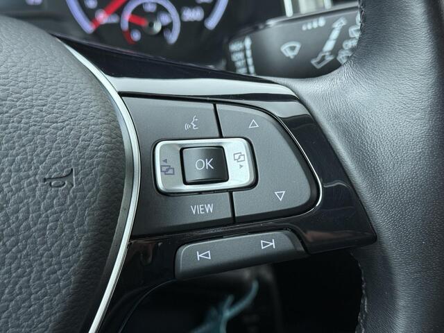 Volkswagen T-Roc 1.0 TSI Style | 110 PK | Climate control | Parkeersensoren | Adaptive cruise control |