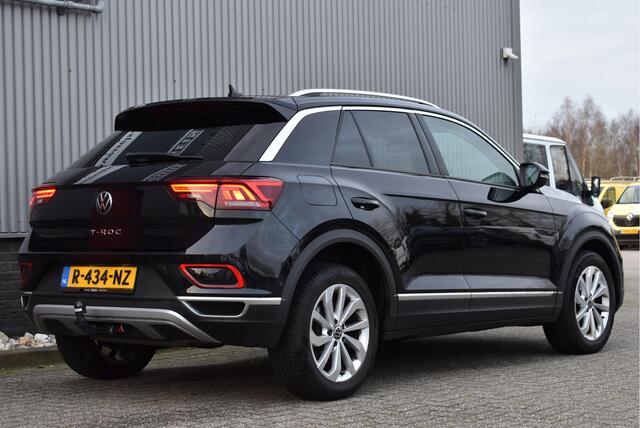 Volkswagen T-Roc 1.5 TSI Style Automaat Virtual cockpit, IQLight, Adaptive cruise, Massage