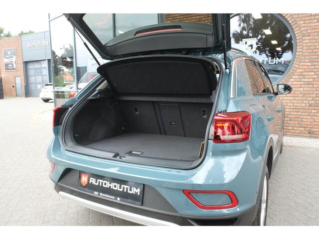 Volkswagen T-Roc 1.5 TSI Life Business Navigatie, Virtual cockpit, Garantie tot 2