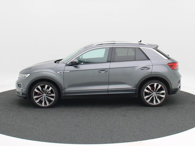 Volkswagen T-Roc 1.5 TSi 150 Pk Automaat Sport Business R-Line | Panoramadak | Adaptive Cruise | Climate Control | Stoelverwarming | Parkeersensoren | Bluetooth | Trekhaak | Navigatie | 19 Inch | 67.919 Km!!