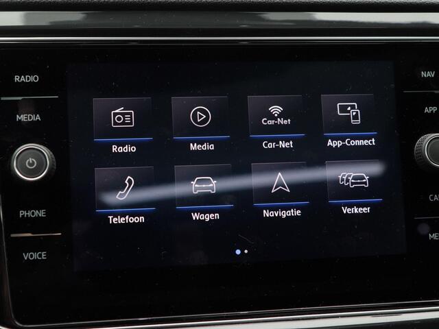 Volkswagen T-Roc 1.5 TSi 150 Pk Automaat Sport Business R-Line | Panoramadak | Adaptive Cruise | Climate Control | Stoelverwarming | Parkeersensoren | Bluetooth | Trekhaak | Navigatie | 19 Inch | 67.919 Km!!