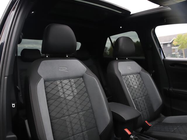 Volkswagen T-Roc 1.5 TSI R-Line |Pano|IQ|Cam|Trekhaak
