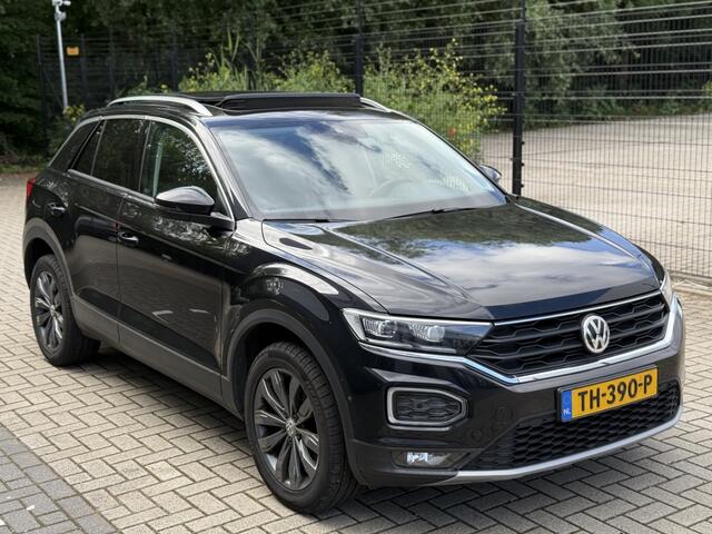 Volkswagen T-Roc 1.5 TSI Style PANO | XENON | LED | BEATS | CARPLAY | LANE | ACC