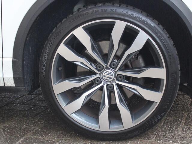 Volkswagen T-Roc 1.5 TSI Sport | R LINE | ELEKTRISCH SCHUIFDAK |