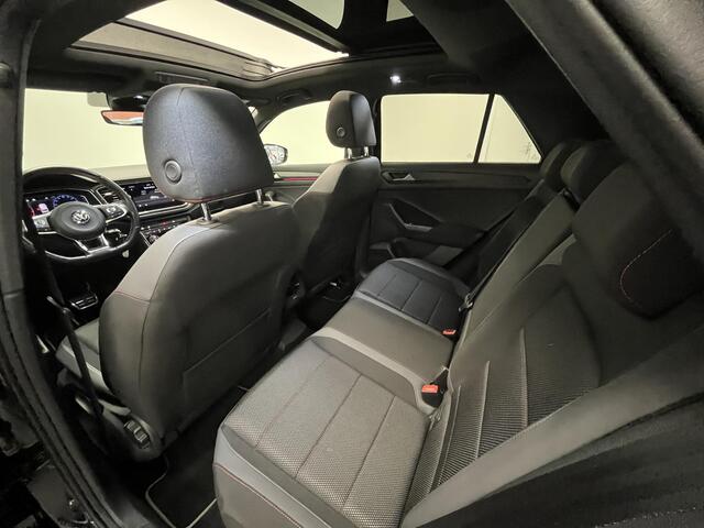 Volkswagen T-Roc 1.5 TSI R-line | PANORAMADAK | CAMERA | STOELVERWARMING | 1e eigenaar