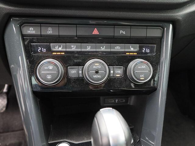 Volkswagen T-Roc 1.5 TSi 150 Pk Automaat Sport | Virtual Cockpit | Adaptive Cruise | Achtreruitrijcamera | Stoel- & Stuurverwarming | CarPlay | 18 Inch | 62.032 Km