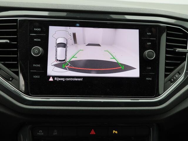 Volkswagen T-Roc 1.5 TSi 150 Pk Automaat Sport | Virtual Cockpit | Adaptive Cruise | Achtreruitrijcamera | Stoel- & Stuurverwarming | CarPlay | 18 Inch | 62.032 Km
