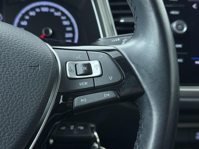 Volkswagen T-Roc 1.0 TSI Style | 110 PK | Climate control | Navigatiesysteem | Adaptive cruise control | navigatiesysteem |