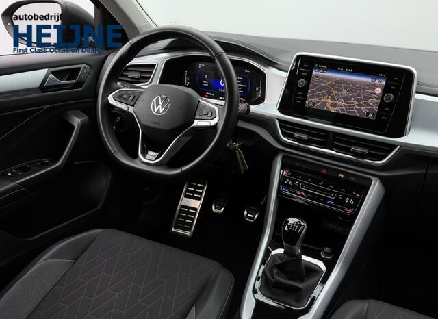 Volkswagen T-Roc TSI 115PK LIFE GOAL EDITION NAVI/CARPLAY/STOELVERWARMING