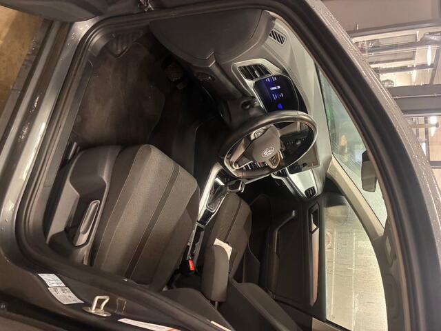 Volkswagen T-Roc 1.5 TSI 150PK AUTOMAAT! VIRTUAL DASH/LED/ADAP.CRUISE