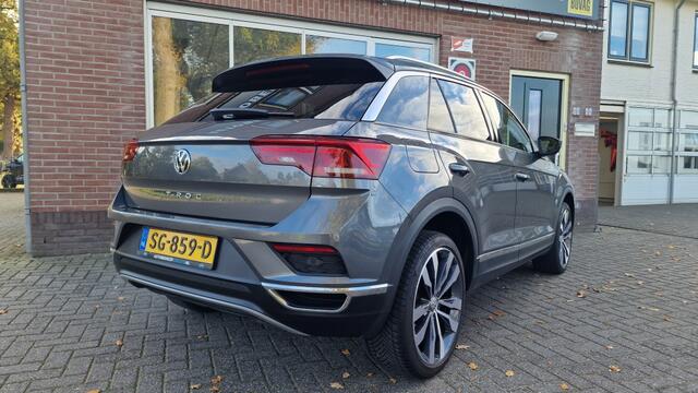Volkswagen T-Roc 1.5 TSI Sport, Stoelverwarming, NL Auto
