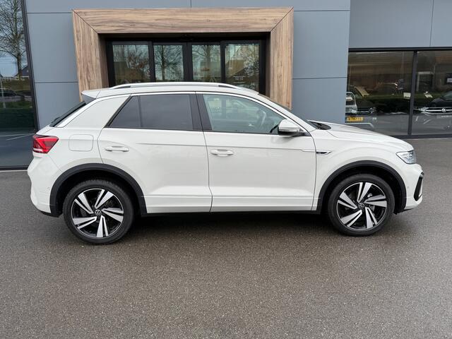 Volkswagen T-Roc 1.5 TSI 150pk DSG R-Line | Camera | Keyless | Elek. Achterklep | Dode hoek | Rijklaar incl. 1 jaar Bovag garantie
