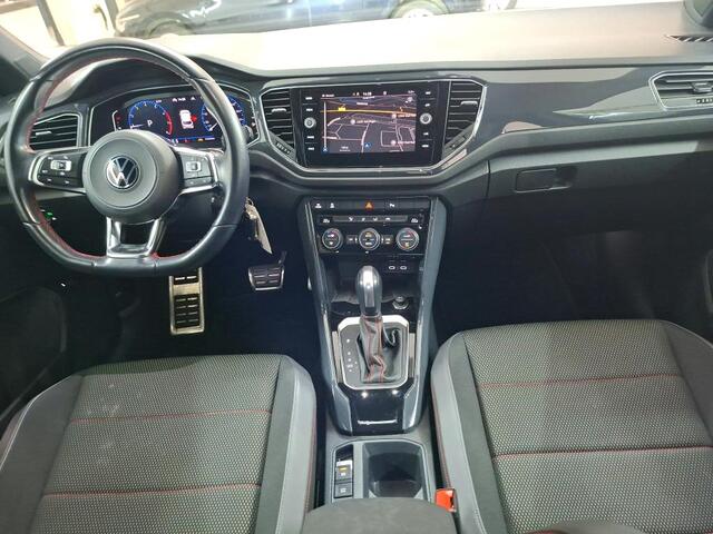 Volkswagen T-Roc 1.5 TSI R-Line / AUTOMAAT/ CAMERA/ PARK. SENSOREN/ LED/ DIGITAL DASHBOARD/ ELEK. ACHTERKLEP/ NAVI/ CLIMA/ 18" LMV