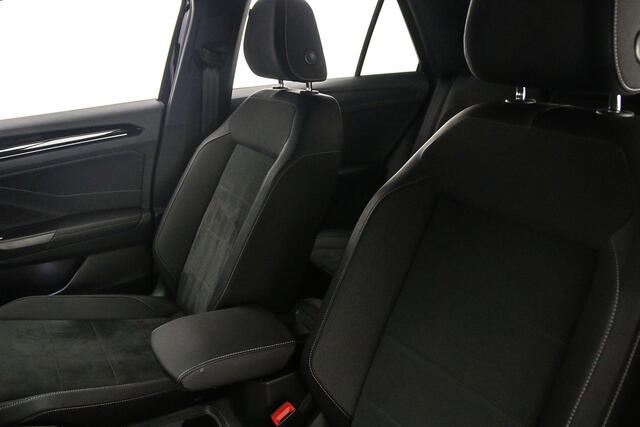 Volkswagen T-Roc R-Line Edition 1.5 TSI 150pk DSG Automaat Trekhaak, Adaptive cruise control, Navigatie, Achteruitrijcamera, Stoelverwarming, LED koplampen, Parkeersensoren