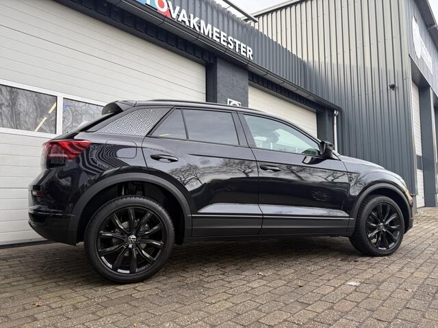 Volkswagen T-Roc 1.5 TSI Sport black style