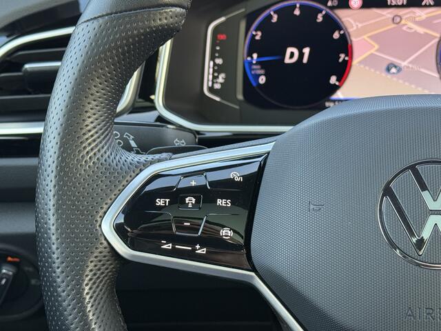 Volkswagen T-Roc 1.5 TSI R-Line | Black Style | Pano | IQ Light | Trekhaak