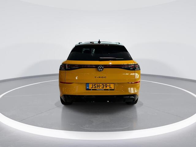 Volkswagen T-Roc 1.5 eTsi R-Line First Edition Panoramaschuif-kanteldak · Black Style Pakket · Multimedia Pakket · Tech Pakket Plus