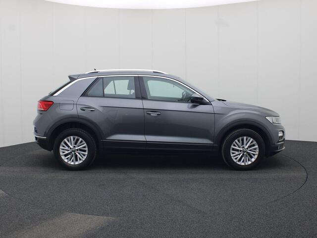 Volkswagen T-Roc 1.0TSI/110PK · Navigatie · Apple/Android Car Play · Camera + Parkeersensoren