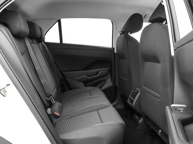 Volkswagen T-Roc Life First Edition 1.5 eTSI 116 PK 7 versn. DSG · Comfort pakket · Achteruitrijcamera · Draadloze telefoonlader ·